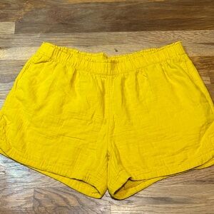 OLD NAVY pullon goldenrod shorts